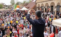 Nevşehir Belediyesi tarafından düzenlenen 23 Nisan Çocuk Şenliği büyük ilgi gördü