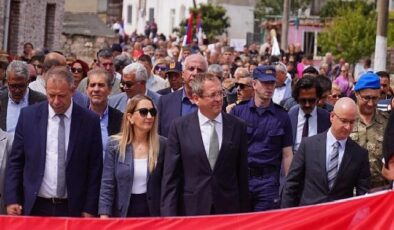 7. Ayvalık Küçükköy Teferic Şenlikleri büyük bir katılımla coşkulu başladı