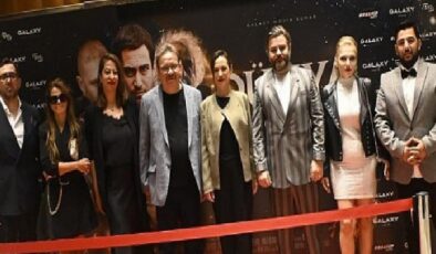 Bir kısmı Efes Selçuk’ta çekilen “Dünya Malı-Eksi Bir” Film gösterime girdi