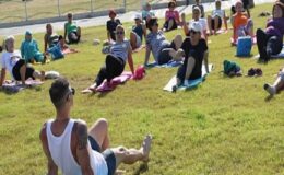 Burhaniye’de Özgürlük Parkı ve 8 Eylül Stadyumu’nda 14 Mayıs’tan itibaren alanında uzman eğitmenlerle sabah sporu başlıyor