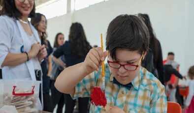 Engelli bireylerden çok özel gösteri