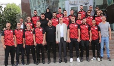 Gölcüklü Pehlivanlar Kırkpınar’a Uğurlandı
